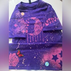 🦋 PURPLE DREAMS 🌟
From @tysbleachlab on IG this purple bleachout is pure magic